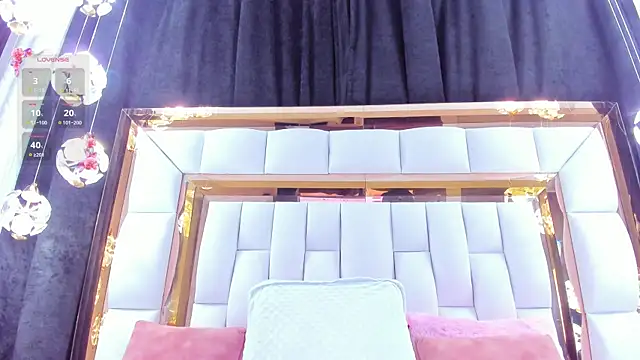 RileySweett online show from 03.31.26