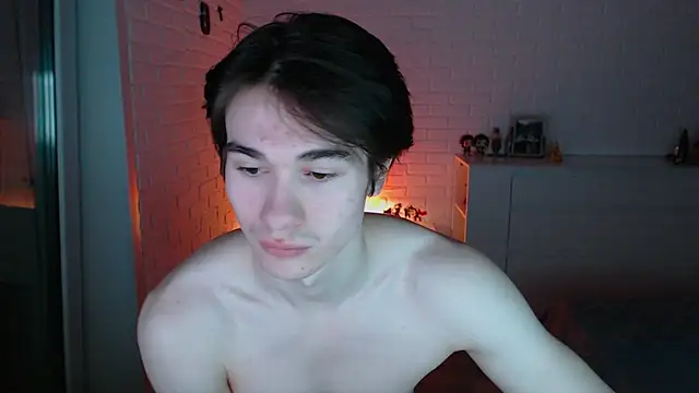 Snapshot of MarkusDean chatting on 11.03.25 MarkusDean online show from 11.03.25