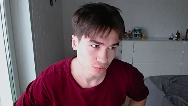 Snapshot of MarkusDean chatting on 11.10.25 MarkusDean online show from 11.10.25