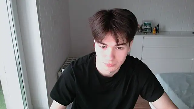 Snapshot of MarkusDean chatting on 12.03.25 MarkusDean online show from 12.03.25