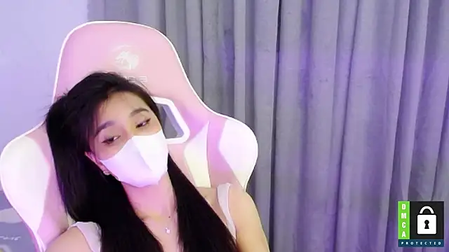 Snapshot of San___San chatting on 02.20.25 San San online show from 02.20.25