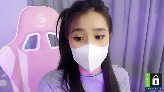 Snapshot of San___San chatting on 02.23.25 San San online show from 02.23.25