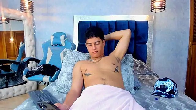 Snapshot of Levy_Steve chatting on 03.07.25 Levy Steve online show from 03.07.25