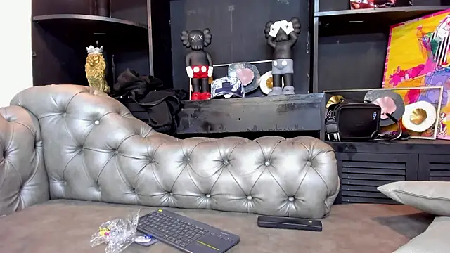 Snapshot of Levy_Steve chatting on 03.19.25 Levy Steve online show from 03.19.25