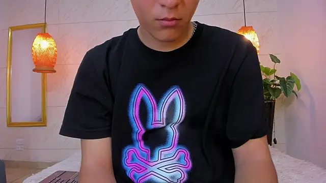 Snapshot of Levy_Steve chatting on 09.25.25 Levy Steve online show from 09.25.25