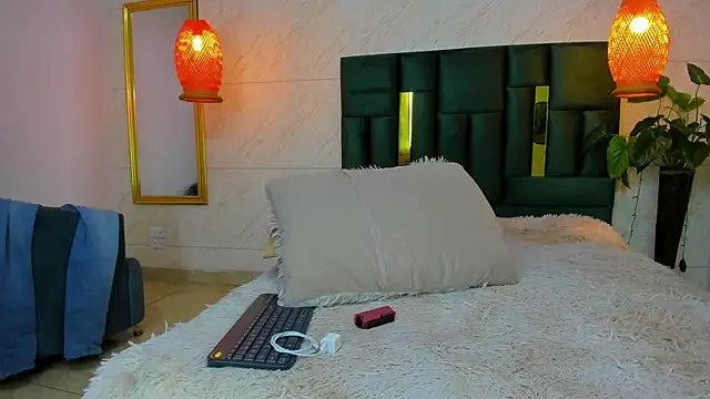 Snapshot of Levy_Steve chatting on 10.02.25 Levy Steve online show from 10.02.25