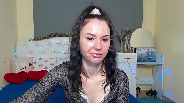 Snapshot of KaraCriegs chatting on 01.15.26 KaraCriegs online show from 01.15.26