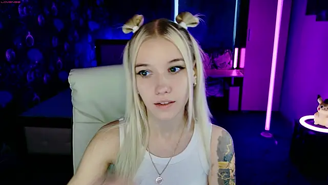 ShhhO O online show from 10.29.25