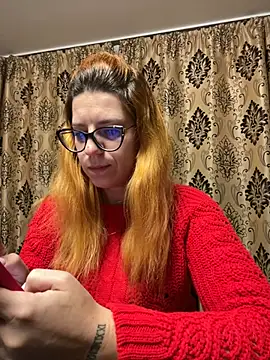 Snapshot of NadiraNoor chatting on 01.29.25 NadiraNoor online show from 01.29.25