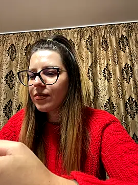 Snapshot of NadiraNoor chatting on 10.26.25 NadiraNoor online show from 10.26.25