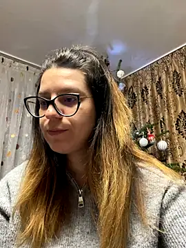 Snapshot of NadiraNoor chatting on 12.01.25 NadiraNoor online show from 12.01.25