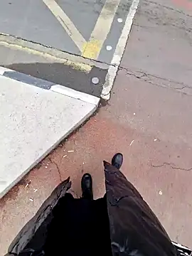 Snapshot of Ina_HotX chatting on 12.04.24 Ina HotX online show from 12.04.24