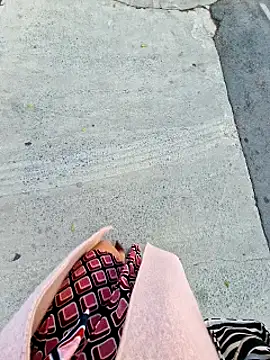 Snapshot of Ina_HotX chatting on 12.05.24 Ina HotX online show from 12.05.24