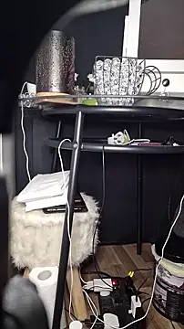 Snapshot of Ina_HotX chatting on 03.20.25 Ina HotX online show from 03.20.25