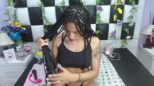 arianaa tompsoon online show from 03.23.25