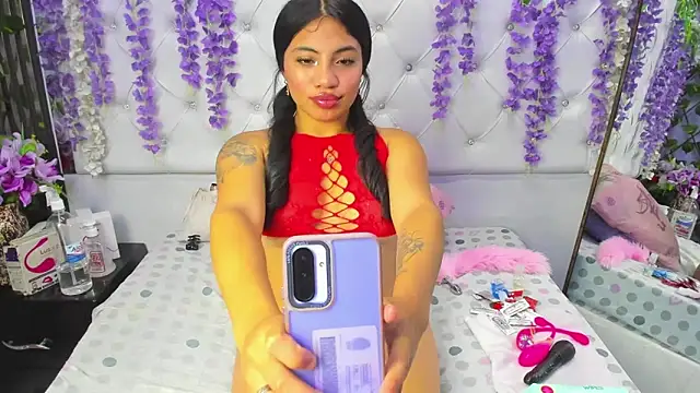 arianaa tompsoon online show from 02.12.26