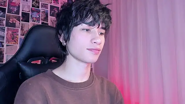 Snapshot of liamelf chatting on 01.26.25 liamelf online show from 01.26.25