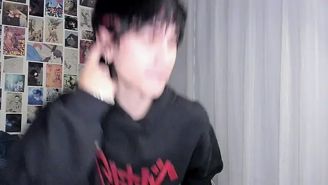 Snapshot of liamelf chatting on 09.19.25 liamelf online show from 09.19.25