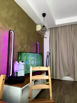 AvaGianna online show from 11.13.25