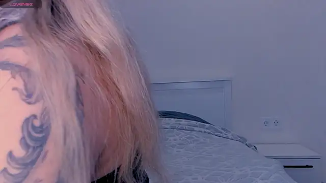 MeowRinnie online show from 09.13.25