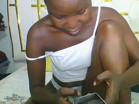 Snapshot of Creamy_Hotpussy25 chatting on 03.11.25 Creamy Hotpussy25 online show from 03.11.25