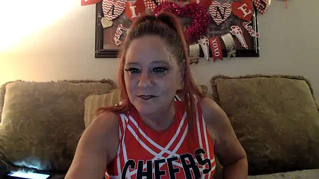 Snapshot of LexxiLeeds chatting on 02.10.25 LexxiLeeds online show from 02.10.25