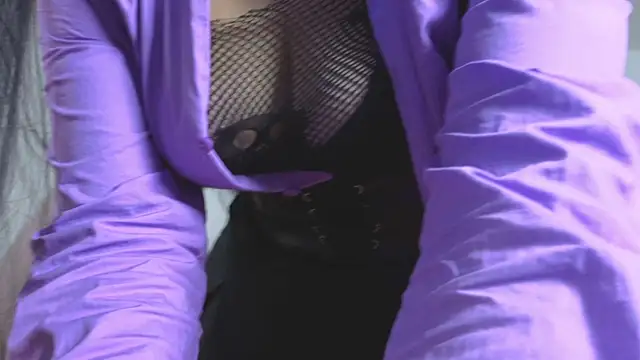 Snapshot of mailin18 chatting on 11.23.25 mailin18 online show from 11.23.25