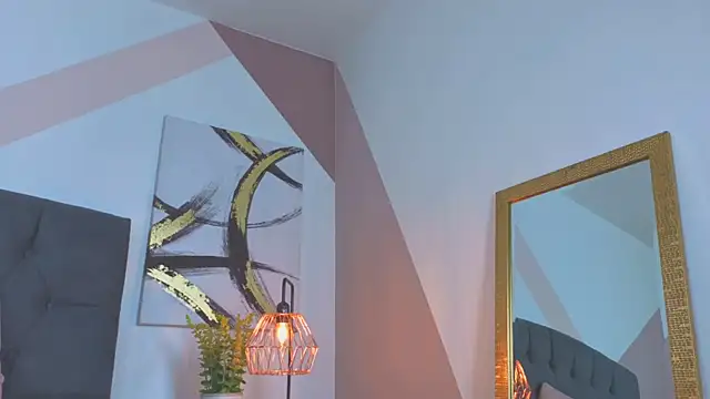 Snapshot of mailin18 chatting on 11.28.25 mailin18 online show from 11.28.25