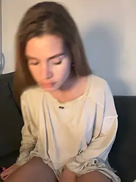 EmiliaCatalina online show from 03.19.26