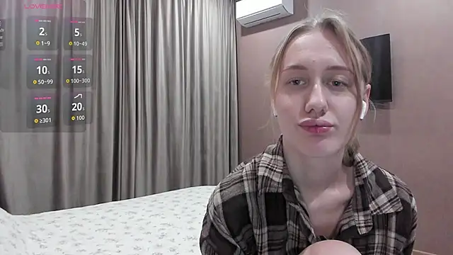 Mika Ray online show from 12.04.25