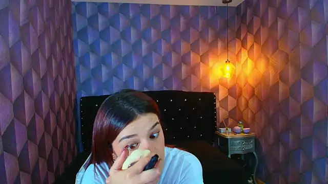 LiaHarryis online show from 11.18.25