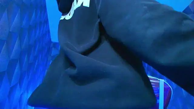 LiaHarryis online show from 11.30.25