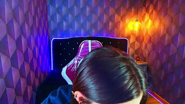 LiaHarryis online show from 02.11.26