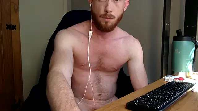 Snapshot of Smoker_Ginger chatting on 10.22.25 Smoker Ginger online show from 10.22.25