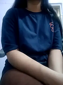 Snapshot of Harpreet_49 chatting on 02.24.25 Harpreet 49 online show from 02.24.25