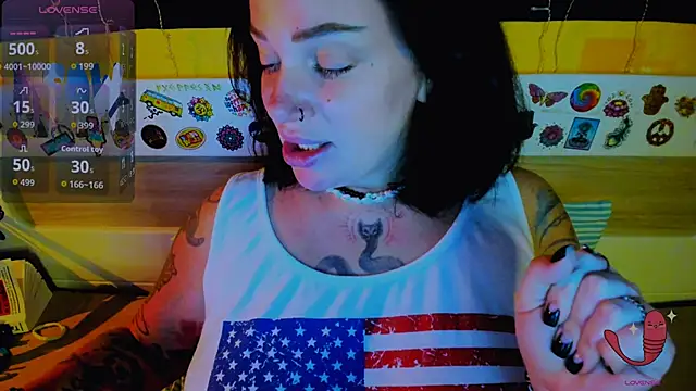 EllieOz online show from 11.21.25