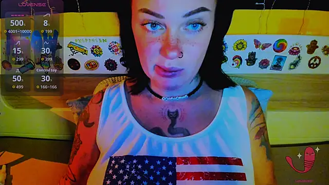 EllieOz online show from 12.14.25