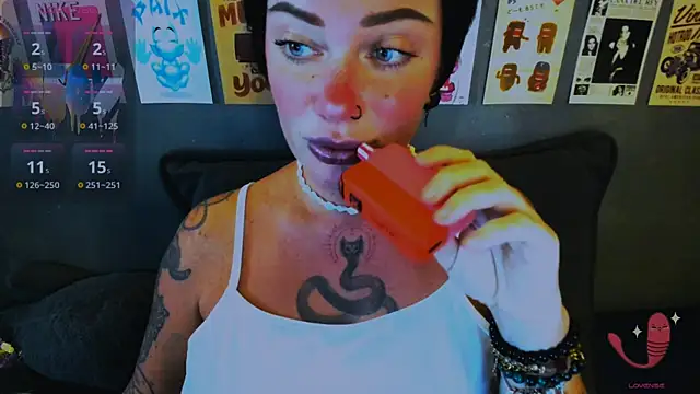 EllieOz online show from 05.03.26