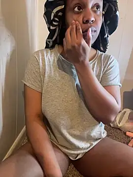 Snapshot of Galaxybabe23 chatting on 02.16.25 Galaxybabe23 online show from 02.16.25