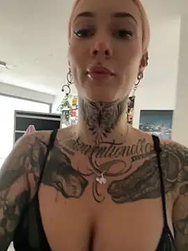 Stella-Kink online show from 11.14.25