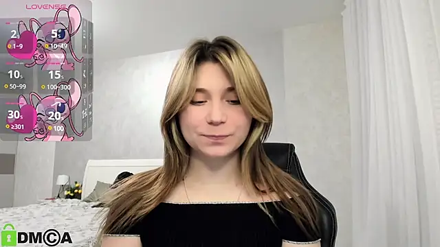 SweetMonicka online show from 01.15.25