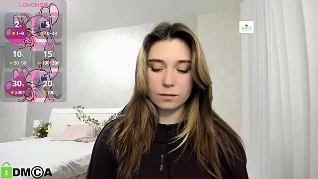 SweetMonicka online show from 02.17.25