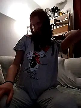 Snapshot of LauraBaby chatting on 11.13.25 LauraBaby online show from 11.13.25