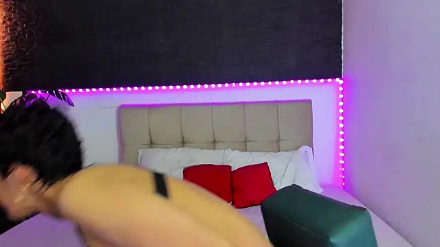 anaroman01 online show from 09.25.25