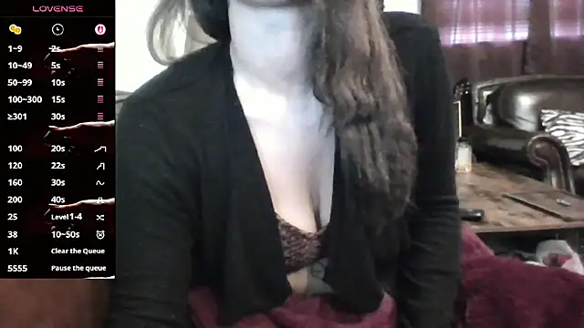 Snapshot of DarcieRoselli chatting on 06.27.26 DarcieRoselli online show from 06.27.26