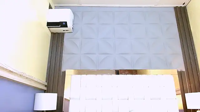 VeronicaRobles online show from 04.25.26