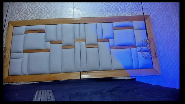 arl chloee online show from 11.05.25