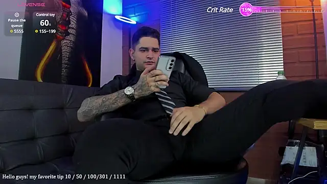 Snapshot of Nicolas_Fellener chatting on 01.24.25 Nicolas Fellener online show from 01.24.25