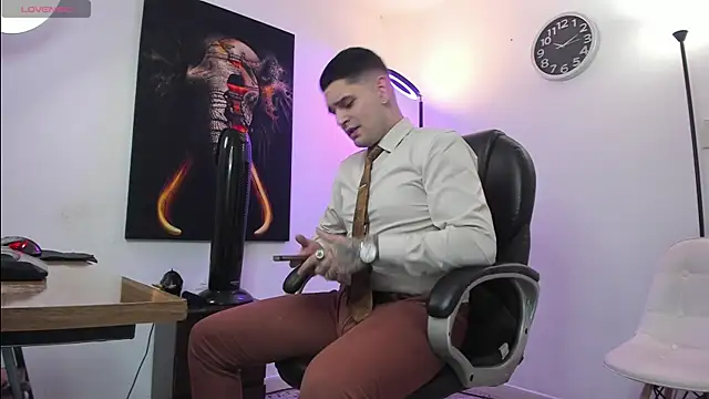 Snapshot of Nicolas_Fellener chatting on 11.06.25 Nicolas Fellener online show from 11.06.25