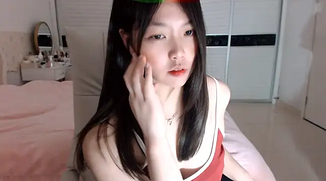 -Lucky Girl online show from 03.20.25